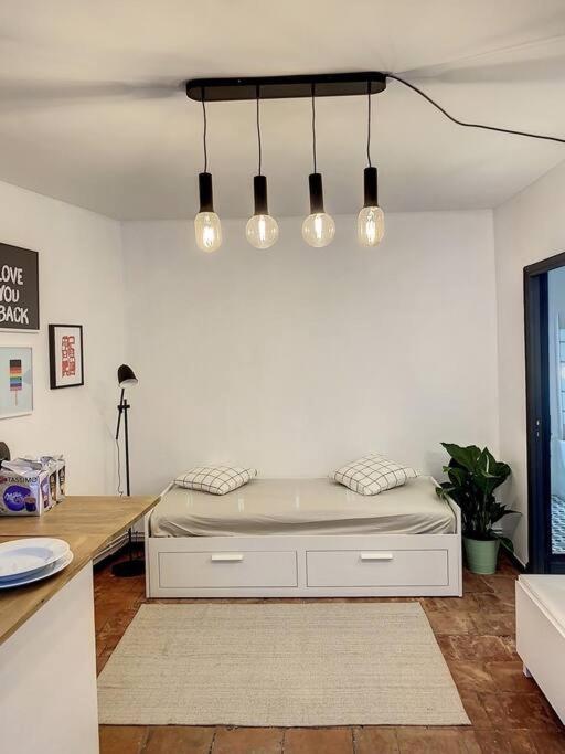 Ibiza -Sublime Studio Place De La Trinite- Netflix Apartment Toulouse Ngoại thất bức ảnh