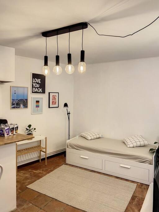 Ibiza -Sublime Studio Place De La Trinite- Netflix Apartment Toulouse Ngoại thất bức ảnh