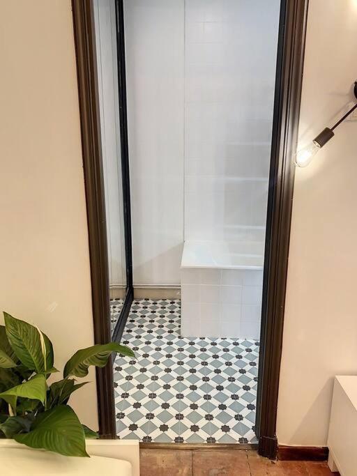 Ibiza -Sublime Studio Place De La Trinite- Netflix Apartment Toulouse Ngoại thất bức ảnh